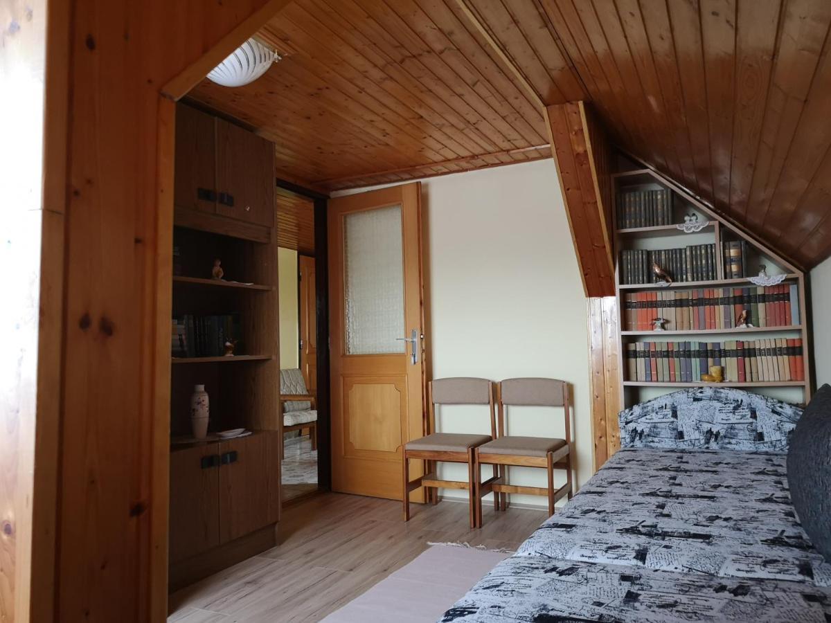 Szabo Vendeghaz Hotel Siklós Екстериор снимка