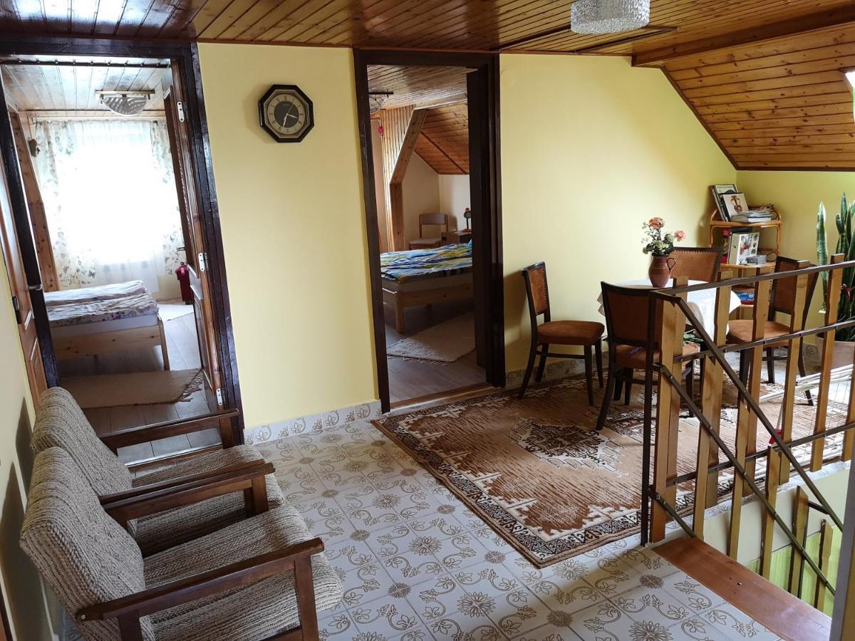Szabo Vendeghaz Hotel Siklós Екстериор снимка